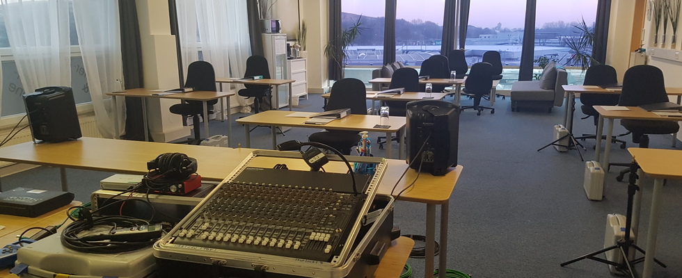 Vermiete Seminar-/Schulungs-/Besprechungsraum