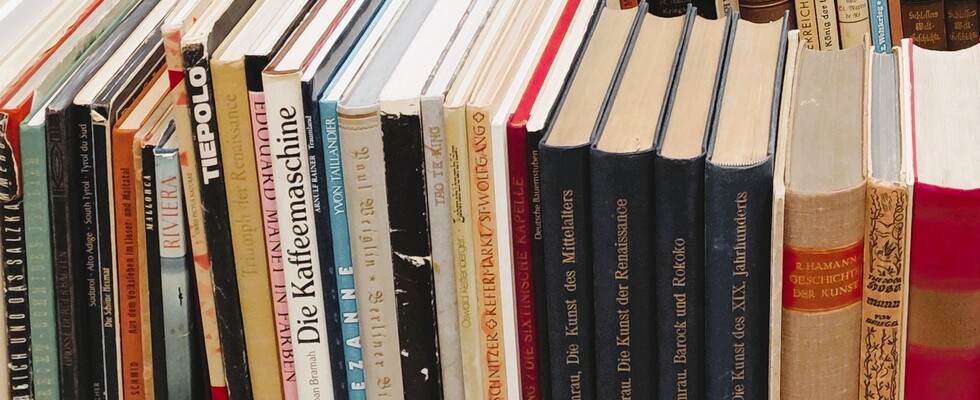 Offenes Atelier & Flohmarkt antiquarische Bücher