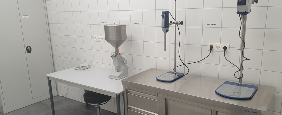 Produktionsraum für die Kosmetikherstellung