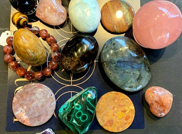 Vortrag: Die Kraft der Edelsteine