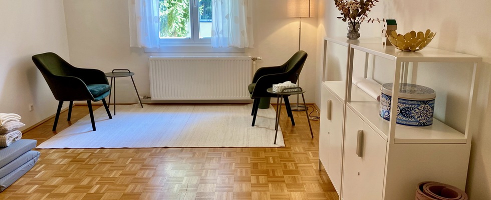 Vermiete wunderschönen Praxisraum tageweise