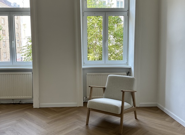 Therapieräume in neu renovierter Altbaupraxis in der Märzstraße zu vermieten