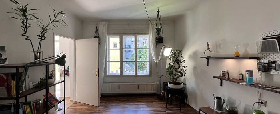 Praxis im ruhigen Innenhof in Gries