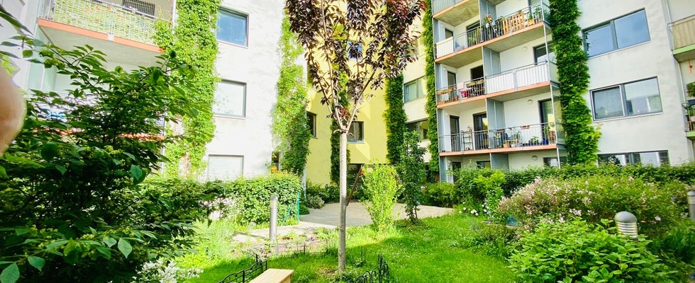 Günstiger Praxisraum bei U6 mit Garten, Pool, Sauna uvm. 125 € pro Tag.