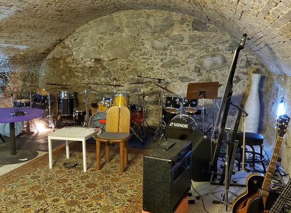 Proberaum im Kellergewölbe des Willy*Fred Hausprojekts