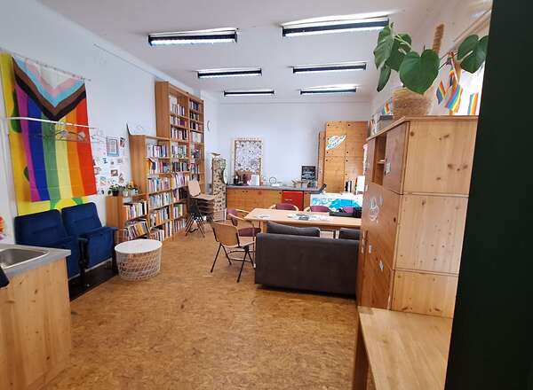 Das QuFO hat raum für queer-feministische Projekte, hast du die Idee?