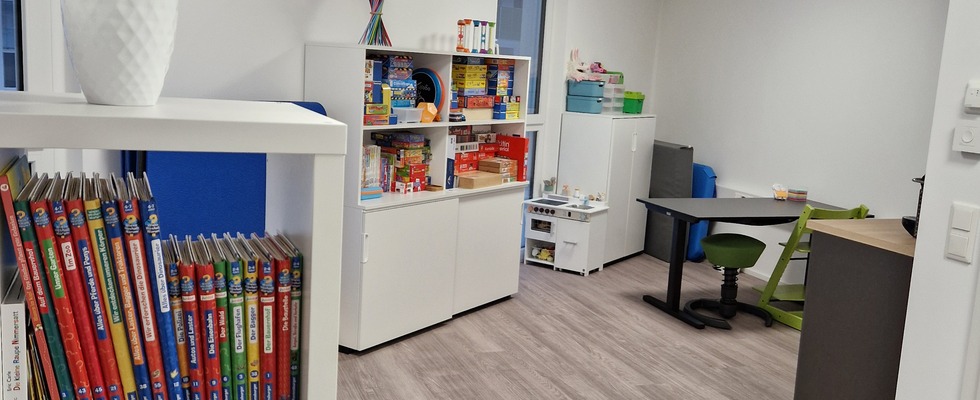 Praxis für die Arbeit mit Kindern zu vermieten