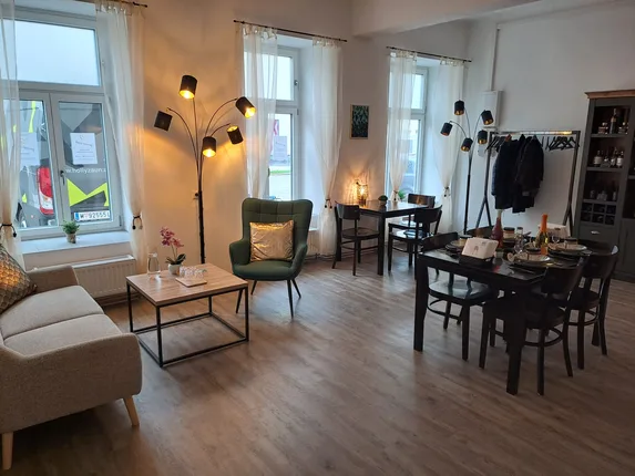 Genussmensch - Österreichische Lebensmittelspezialitäten (Zusatz-Service: Paradeisa-Abholmarkt, DPD & Hermes-Paketshop) – Foto 3