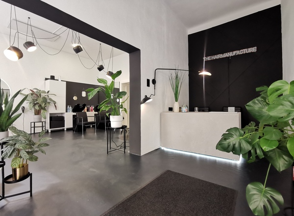 Biete Stuhlmiete für FriseurIn/StylistIn