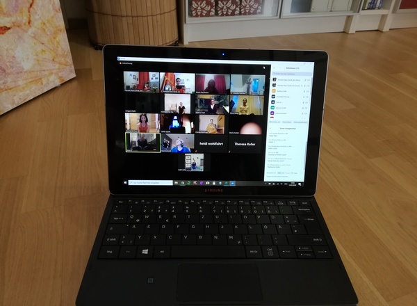 Online-Yoga Live oder Aufzeichnung 45 Minuten