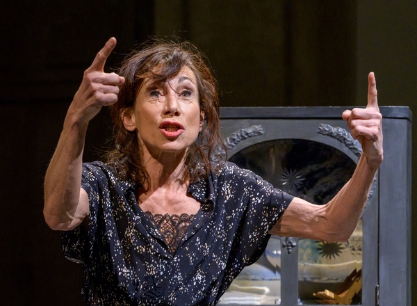 Rose / Martin Sherman