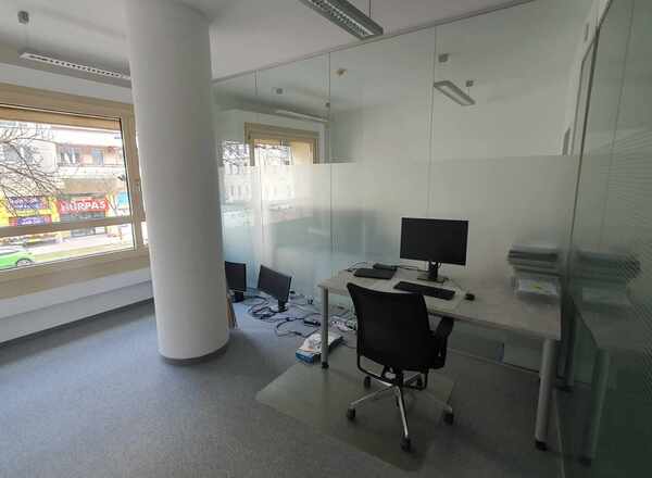 Vermiete Büroraum mit 12 m2