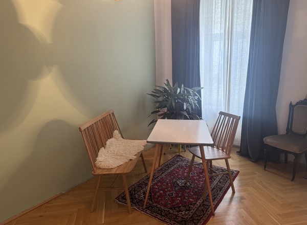 Vermiete ruhigen Praxisraum für Therapie, Coaching, Beratung oder Lerntraining