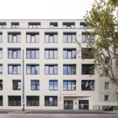 Volksschule in Zwischenbrücken