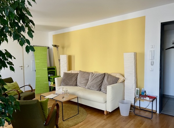 Heller, ruhiger Therapie-/Praxisraum 1-2 Tage pro Woche