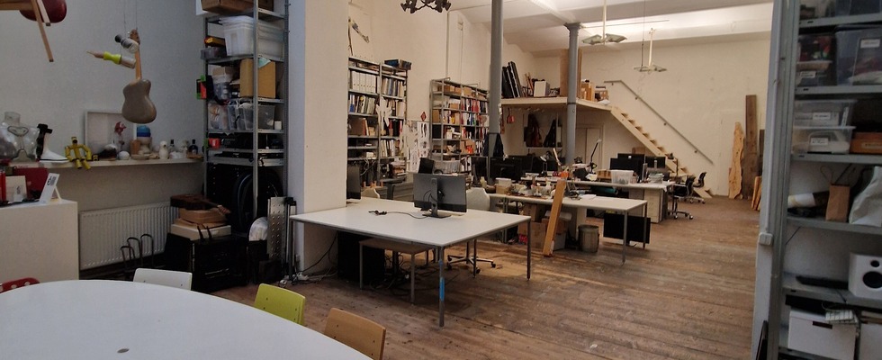 Kreative Arbeitsplätze in Atelier & Werkstatt-Gemeinschaft (1020)