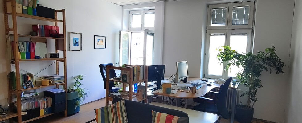 Vermiete Bürohälfte/Suche Bürokolleg:in