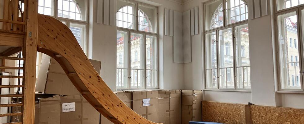 Schulkollektivs Turnsal for Yoga, Dance, Movement Classes and Birthday Parties!