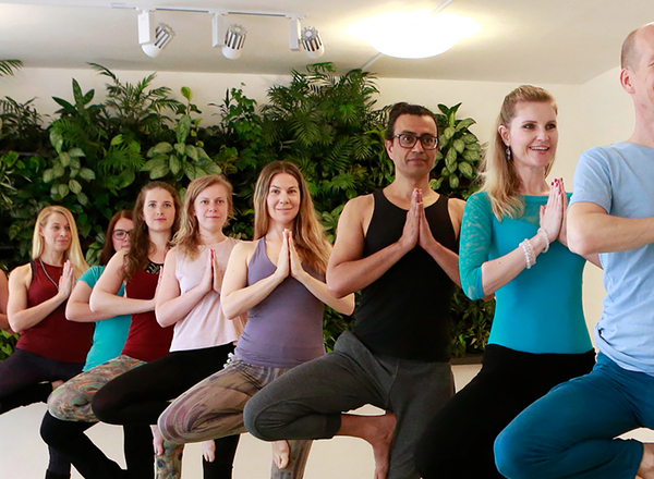 Yoga für Anfänger*innen: Kompakt-Kurs