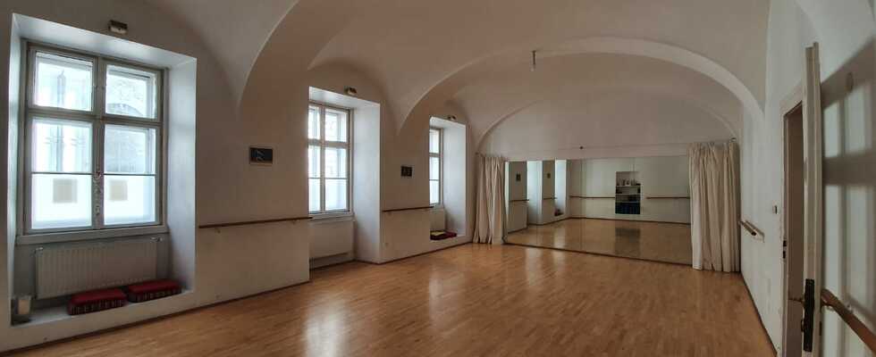Vermiete TanzRaum für alle Arten von Tanz und Bewegung,  Yoga , Körpertherapie
