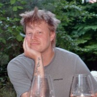 Vermietung von Werkstätten, Lager, Co-Working, Tonstudio und Ausstellungsfläche