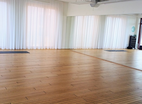 Dein Yoga Leo -  Yoga- und Pilatesstudio 