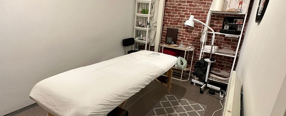 Kleiner gemütlicher Raum für Massage oder Büro