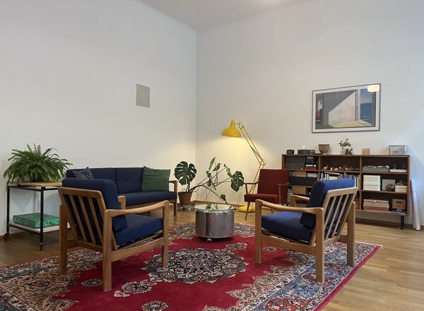 Suchen Einmieter:innen für ruhige, helle Praxisgemeinschaft