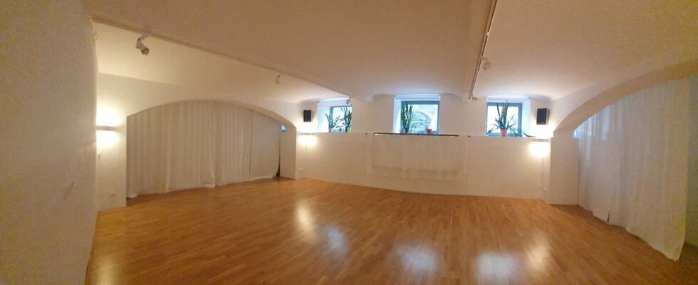 Wunderschöner Gruppenraum für Seminare, Yoga, Körperarbeit, 