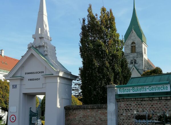 Führung am evangelischen Friedhof