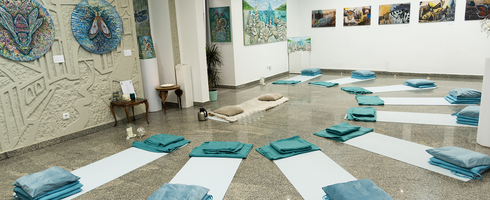 TRE® (Tension & Trauma Releasing Exercises) mit Dr. Lisa Maria Glenk