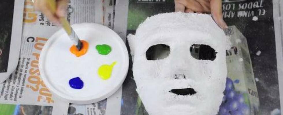 "Ein Blick hinter die Maske" - Kreativabend zur Selbsterfahrung mit Barbara Loibnegger