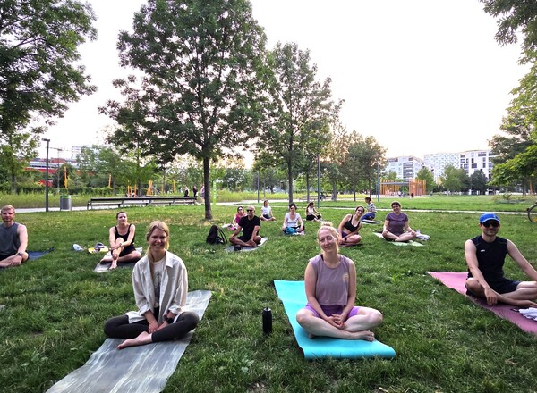 Yoga @Rudolf-Bednar-Park