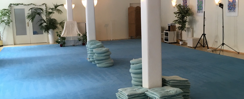 2 Räume, je ca. 180 m2, zur Mitnutzung zu vermieten