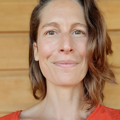 YOGA FÜR SENIOREN 60+