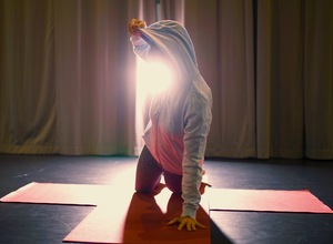 YOGA Mind the Mysteries mit Sabina Holzer
