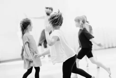 Kindertanz 3-6 Jahre alt „Mini Moves“ (DEU)