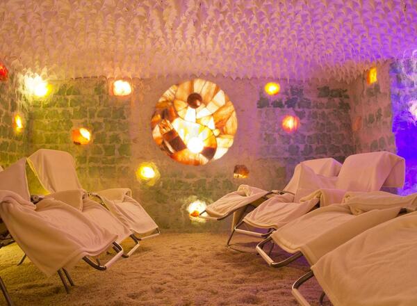 Zentrum für Energetik & Salzgrotte Salzpalast