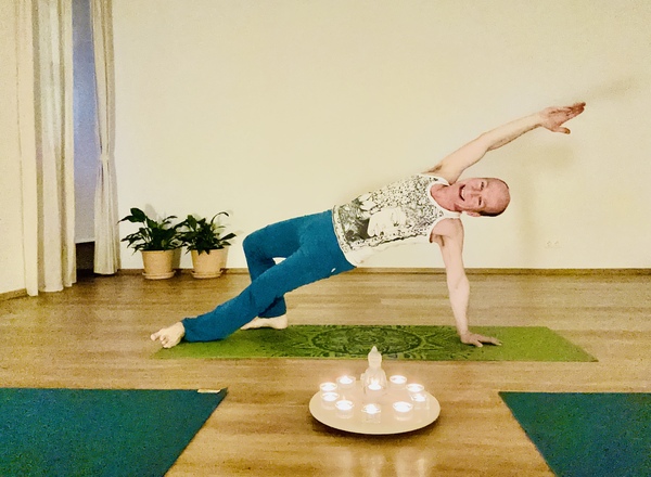 Yoga-FREIRAUM & FREIRAUM-Institut für Erwachsenenbildung
