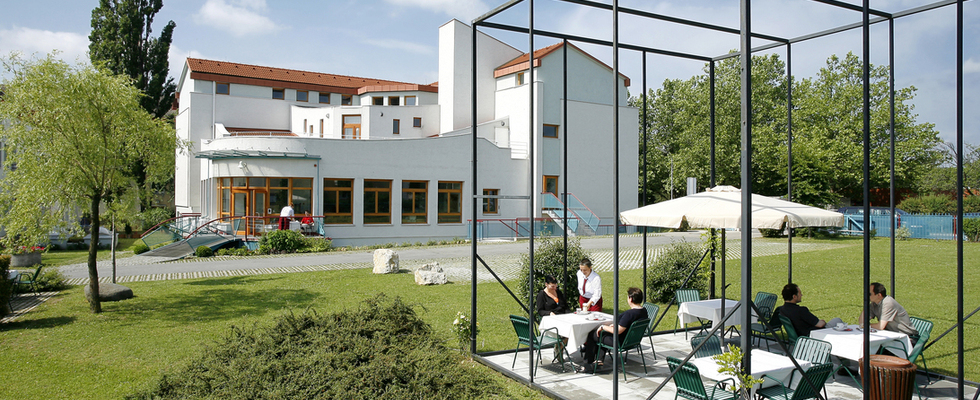 Am Spiegeln dialog.hotel.wien