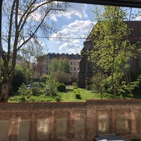 Zwei große, helle Praxisräume