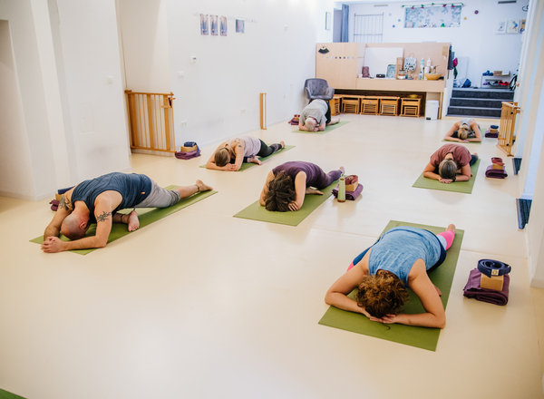 COOL.DOWN - Yoga im Sommer