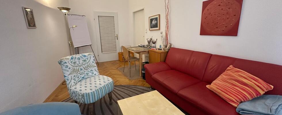 Praxisraum für Coaching, Therapie, Beratung oder Massage- zentral & komplett ausgestattet