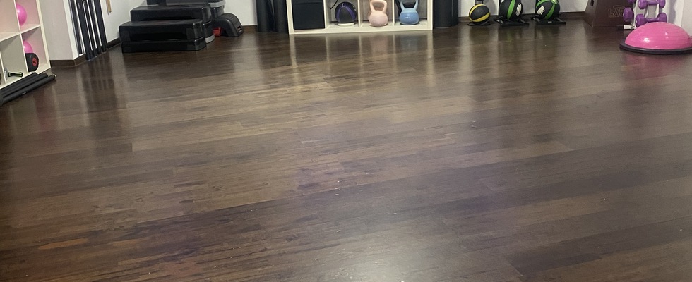 biete Raum für z.B. Kurse  Joga oder Tanzgruppen 