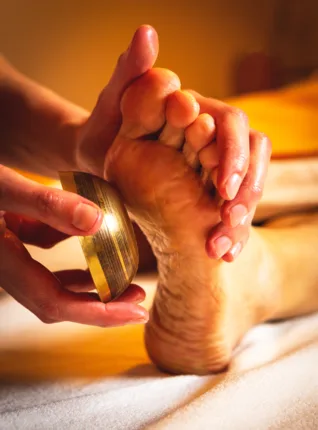 Ayurveda Wohlfühl-Massagen für Frauen - bei AYURSONJA – Foto 2
