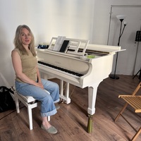 Lise Huber | Sound Your Voice – Gesangsunterricht & Stimmbildung