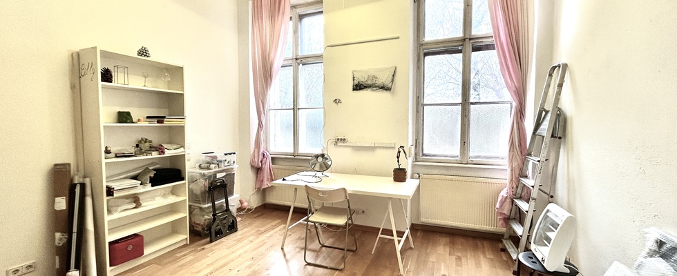 15 m² ruhiger Arbeitsplatz mit Gartenblick - U2-Station Taborstraße