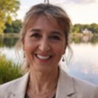Vermiete schönen, großen Raum zur alleinigen Verwendung bzw. evtl. auch tageweise