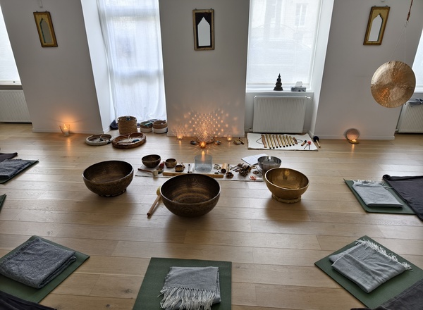 Deep Relaxation_SOUNDJourney: *SOMATIC SOUND Mondays*...MO 19h30-21h15 @sbasewien.at