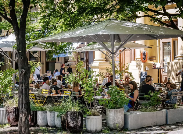 Schöne Arbeitsplätze & Büroräume in der Praterstraße (beim Ansari/Mochi)